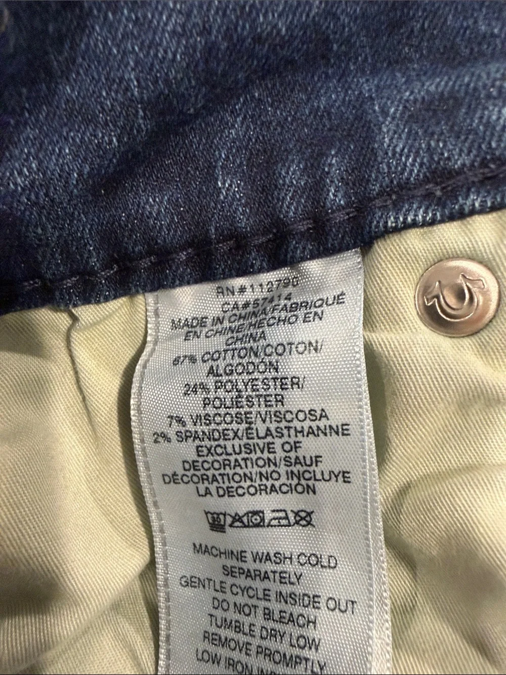 True Religion Geno men’s 32 relaxed slim fit distressed blue jeans